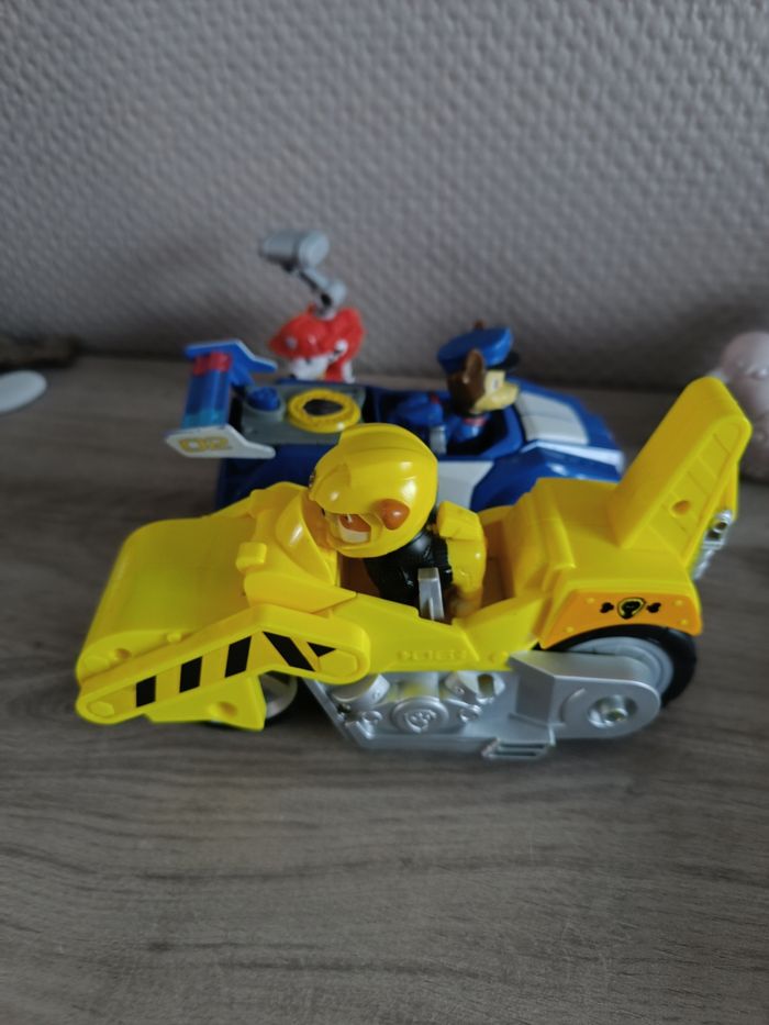 Figurines Pat patrouille Ruben avec moto, Chase avec voiture et Marcus - photo numéro 4