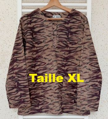 Sweat polaire beige motif violet vert foncé Ouboer Taille XL