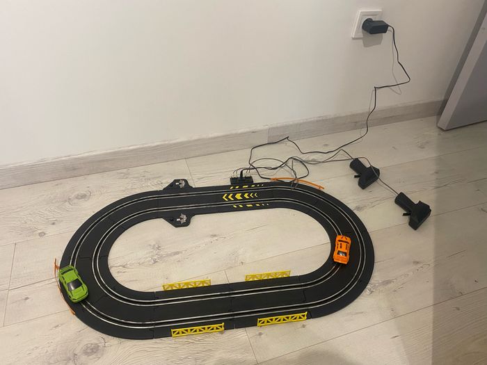 Circuit de voiture electrique - photo numéro 4