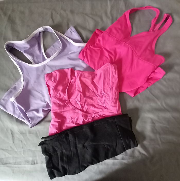 Lot de 4 articles sport Taille S
