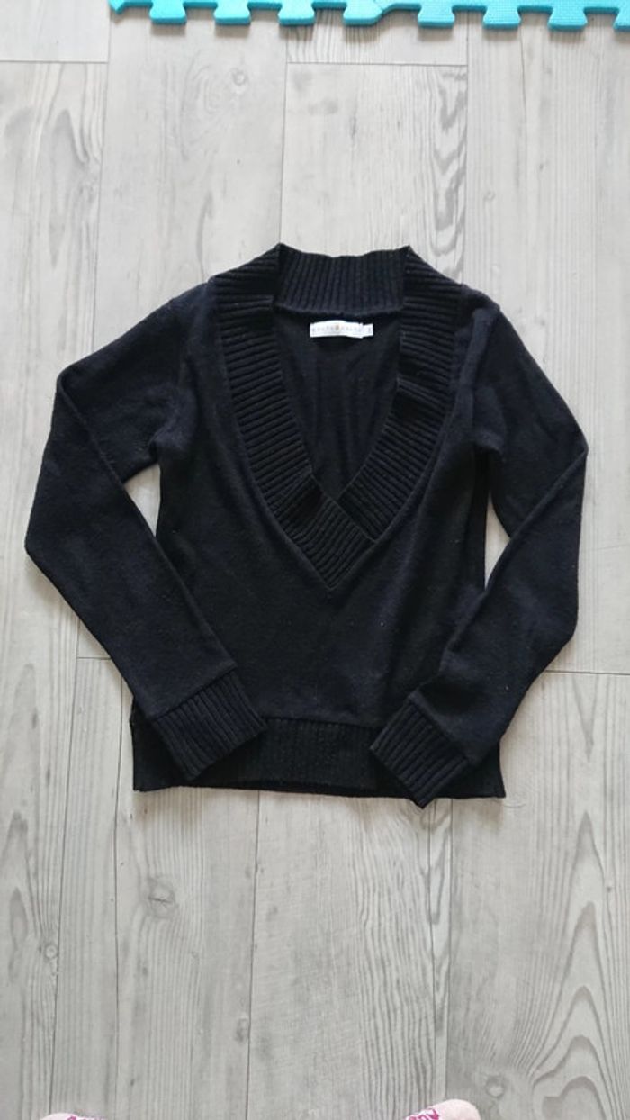 Pull grand décolleté