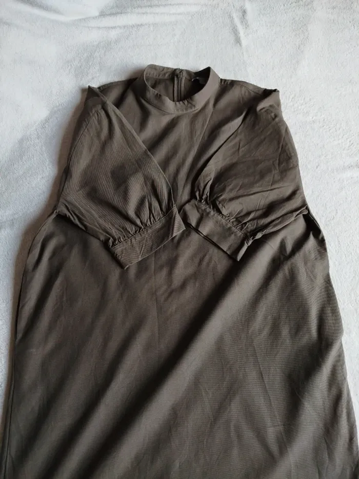 Robe kaki COS taille 42 - photo numéro 4