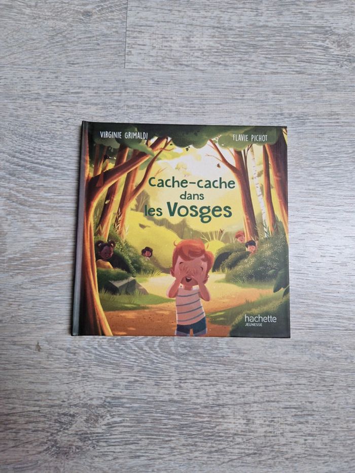 Livre neuf enfant Cache-cache dans les Vosges par Grimaldi et Pichot