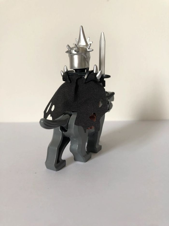 Figurine type lego Roi d’Angmar sur Warg - photo numéro 3