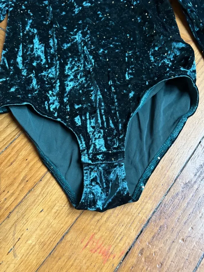 Neuf: magnifique body vert pailleté, taille 12/14 ans Zara - photo numéro 5