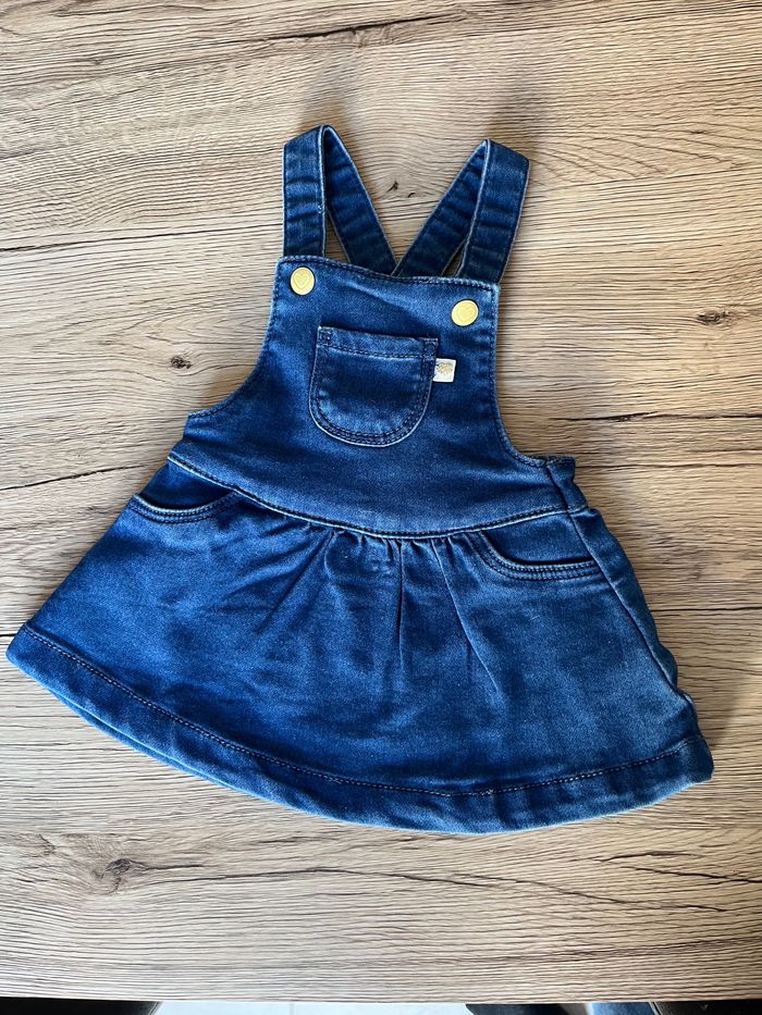 Robe salopette 3 mois.