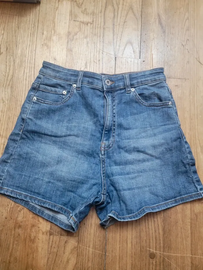 Short en jean simple pull&bear - photo numéro 2