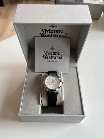Montre Vivienne Westwood Cœur 37mm