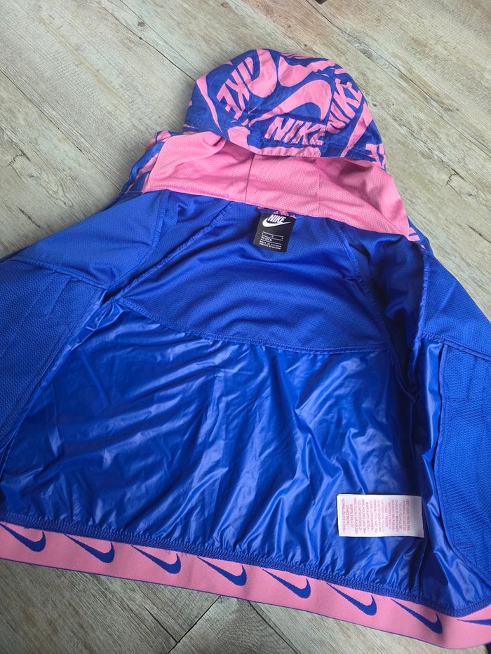 Veste nike - coupe vent 11 / 12 ans ( 146 / 156 cm ) rose et bleu - photo numéro 4