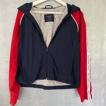 Veste coupe vent imperméable avec capuche Abercrombie bleu marine et rouge taille S