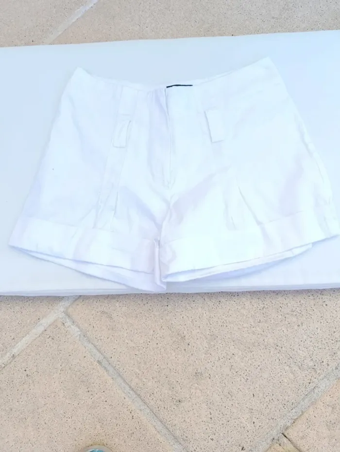Short revers - photo numéro 2
