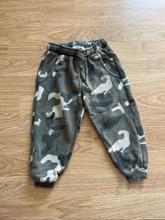 Pantalon Zara