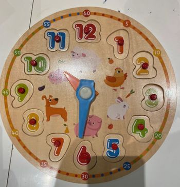 Apprendre l’heure en bois