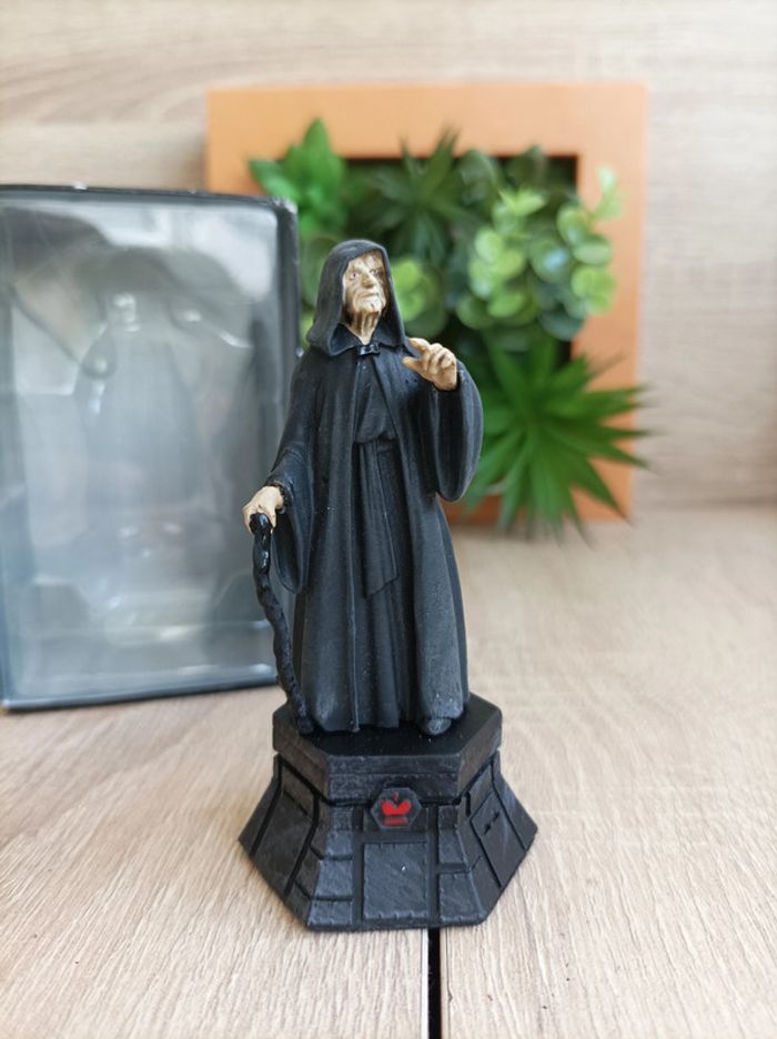 Figurine Emperor Palpatine Star Wars Altaya - photo numéro 3