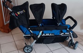 Poussette triple