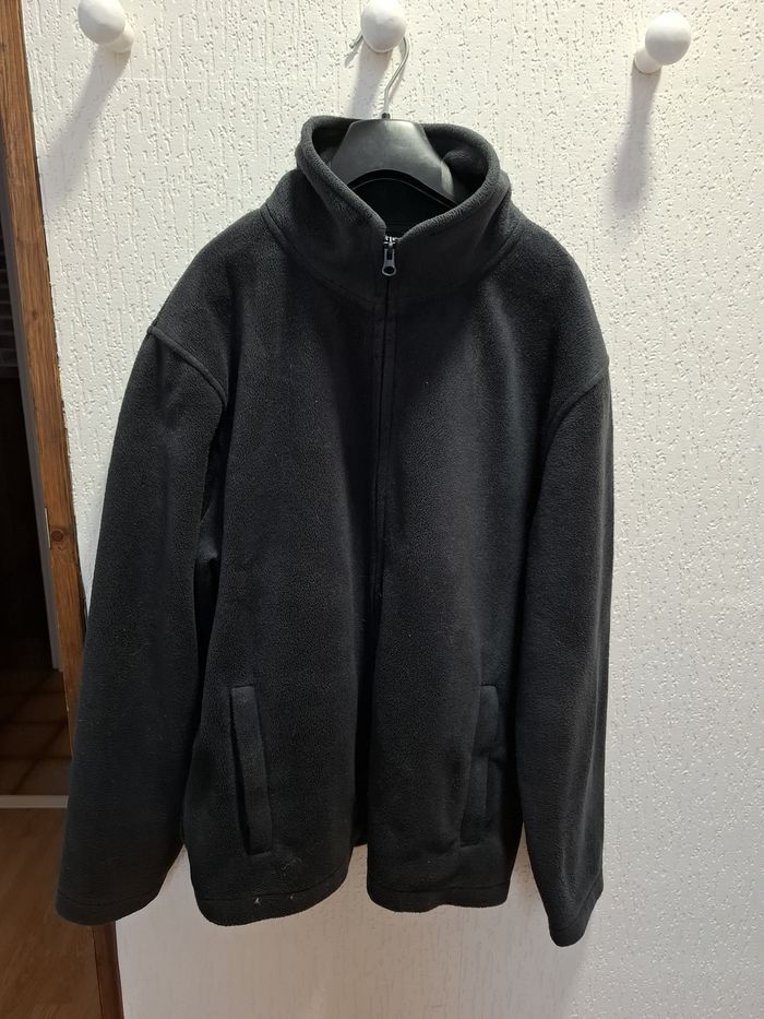 Beau gilet/veste homme polaire L gris anthracite zippé col montant très bon état