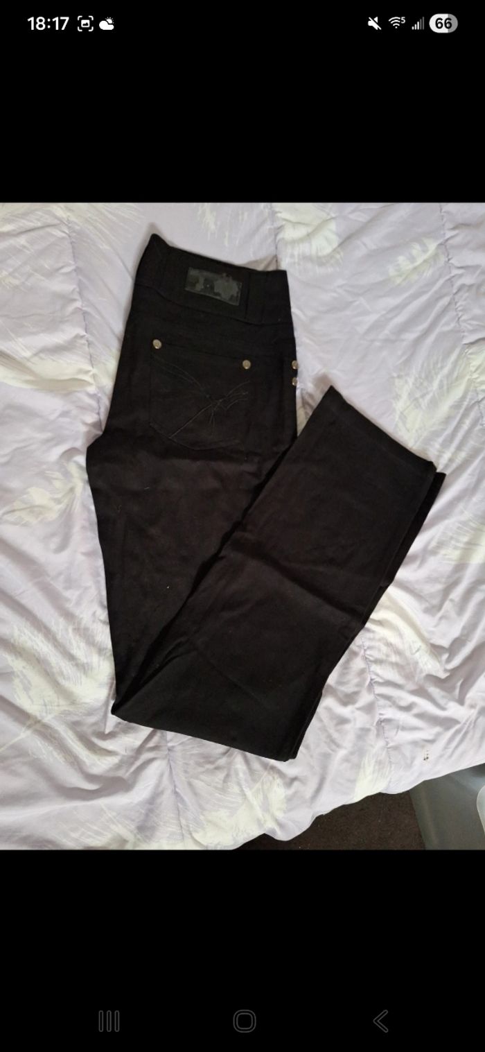 Pantalon noir - photo numéro 1