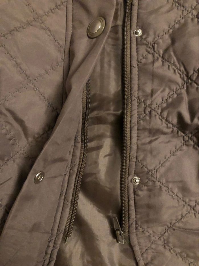 BB- manteau/veste 3/4 « taupe » à capuche T 38/40 NEUF - photo numéro 14