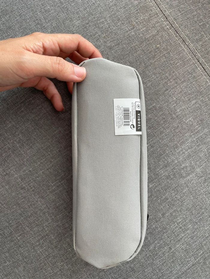 Trousse "Viquel stripe" neuve grise - photo numéro 3