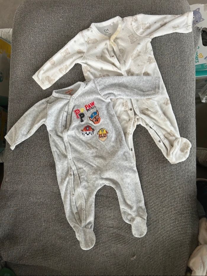 2 pyjama 3-6