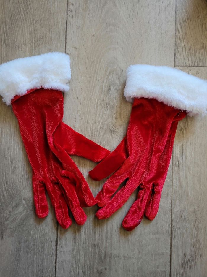 Accessoires tenue mère Noël 🤶 - photo numéro 9