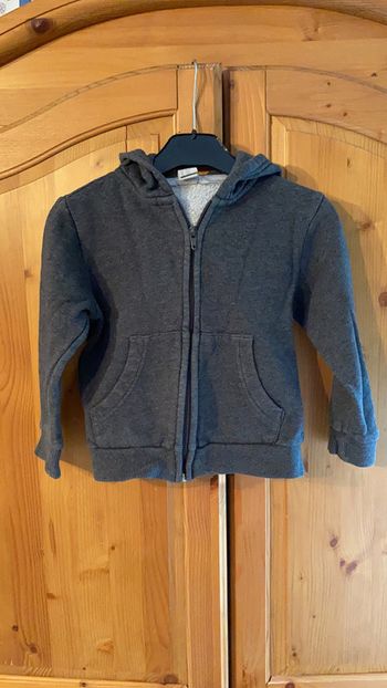 Gilet zippé  (jusqu’à moins 50% à partir de 5articles.)