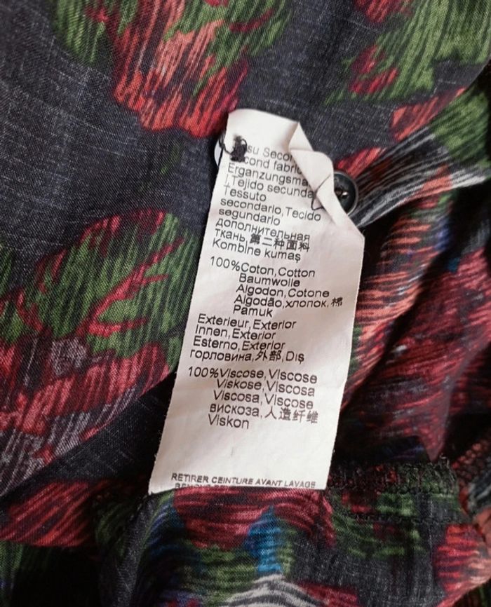 Jolie robe tunique IKKS
Taille 42 - photo numéro 9