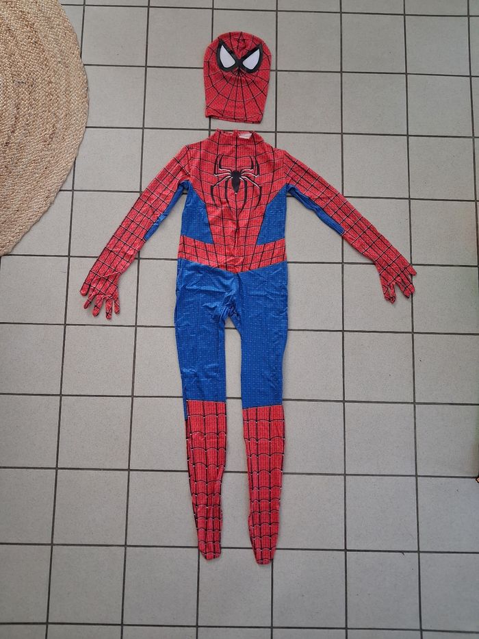 Déguisement spiderman 140 cm (9/10 ans) - photo numéro 3