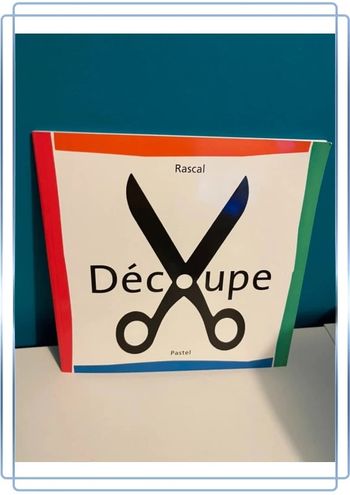 Livre école des loisirs découpe