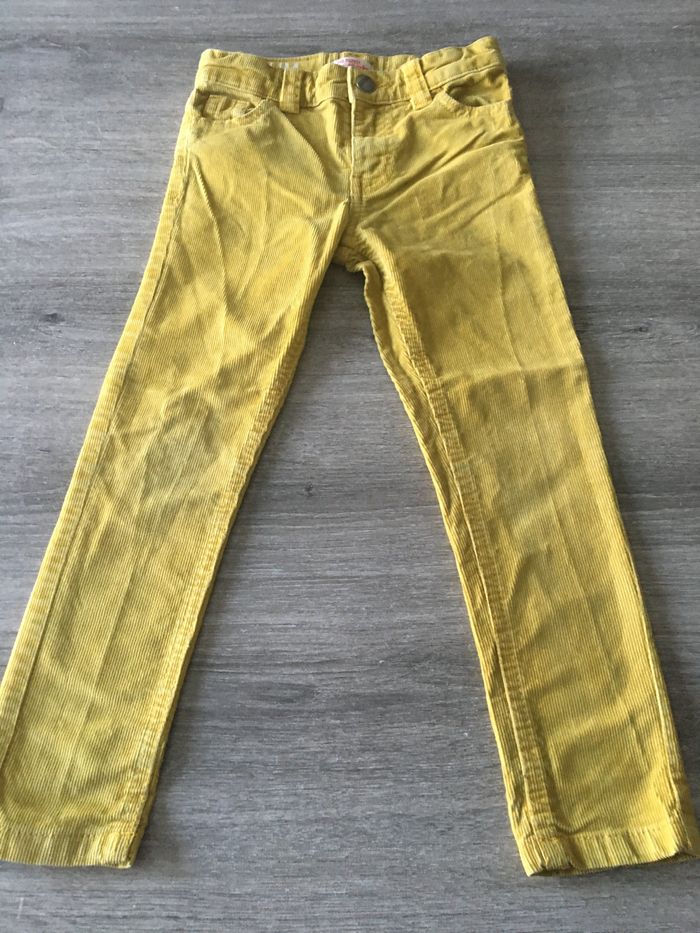 Tee-shirts et pantalon - photo numéro 2