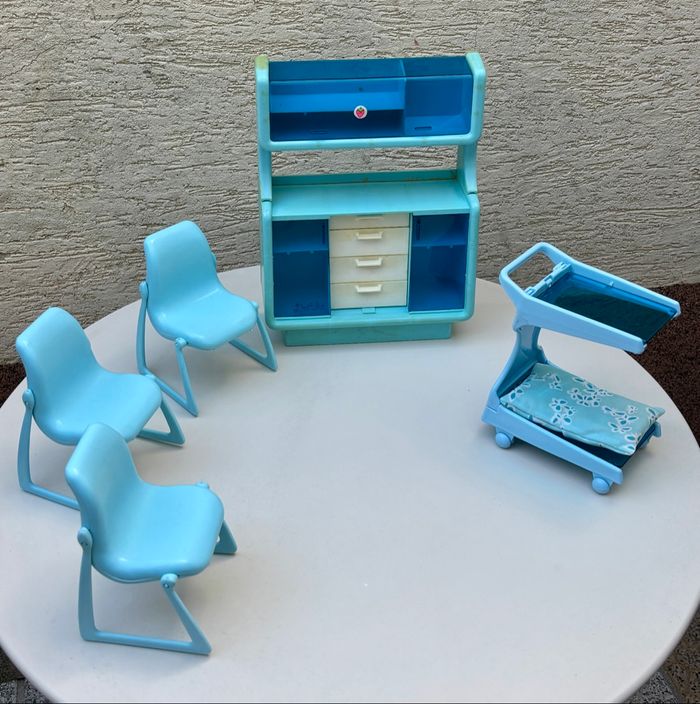 Magnifique Salle à Manger Barbie/Mattel 1978 + Supplement Stand de Magasin 1982 - photo numéro 10