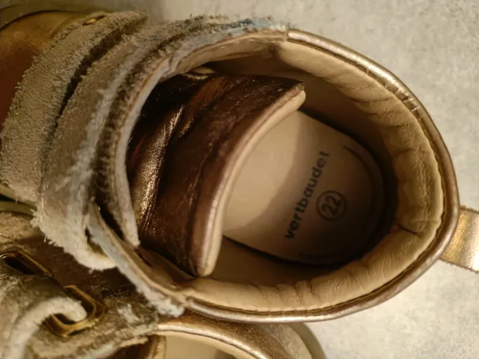 Chaussures Verbaudet 22 dorées à scratch baskets - photo numéro 3