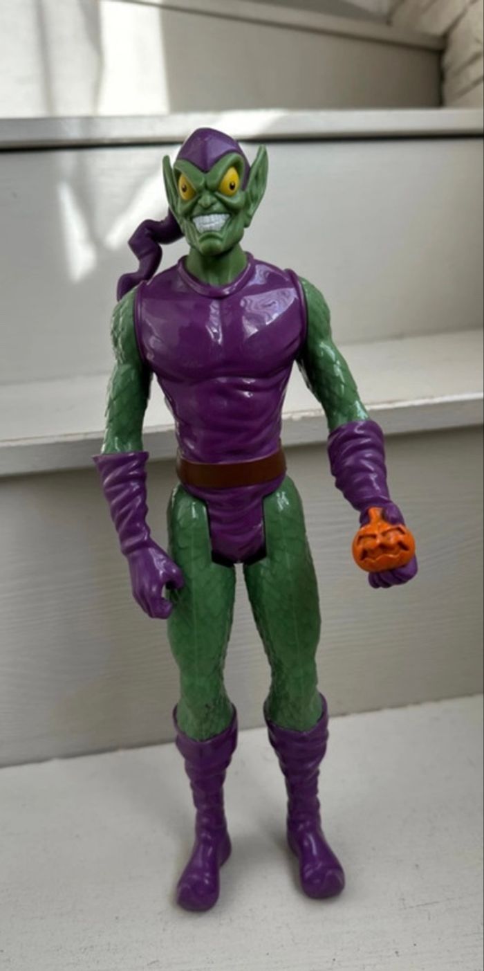 Figurine bouffon vert