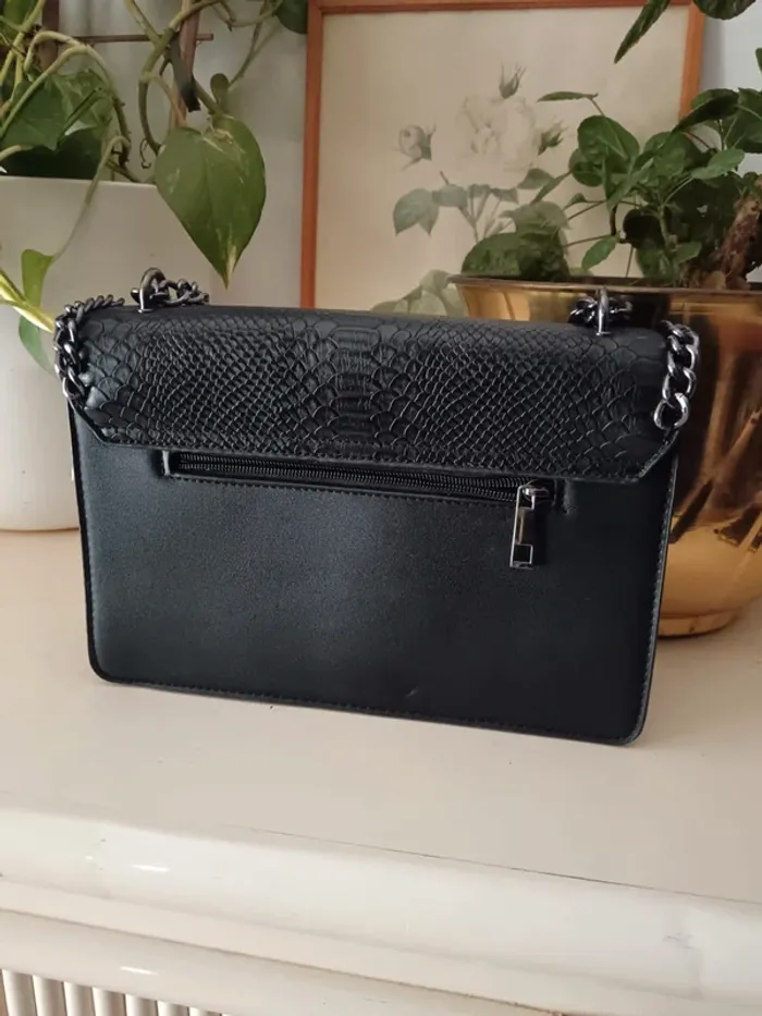 Sac chaîne effet python noir - photo numéro 4