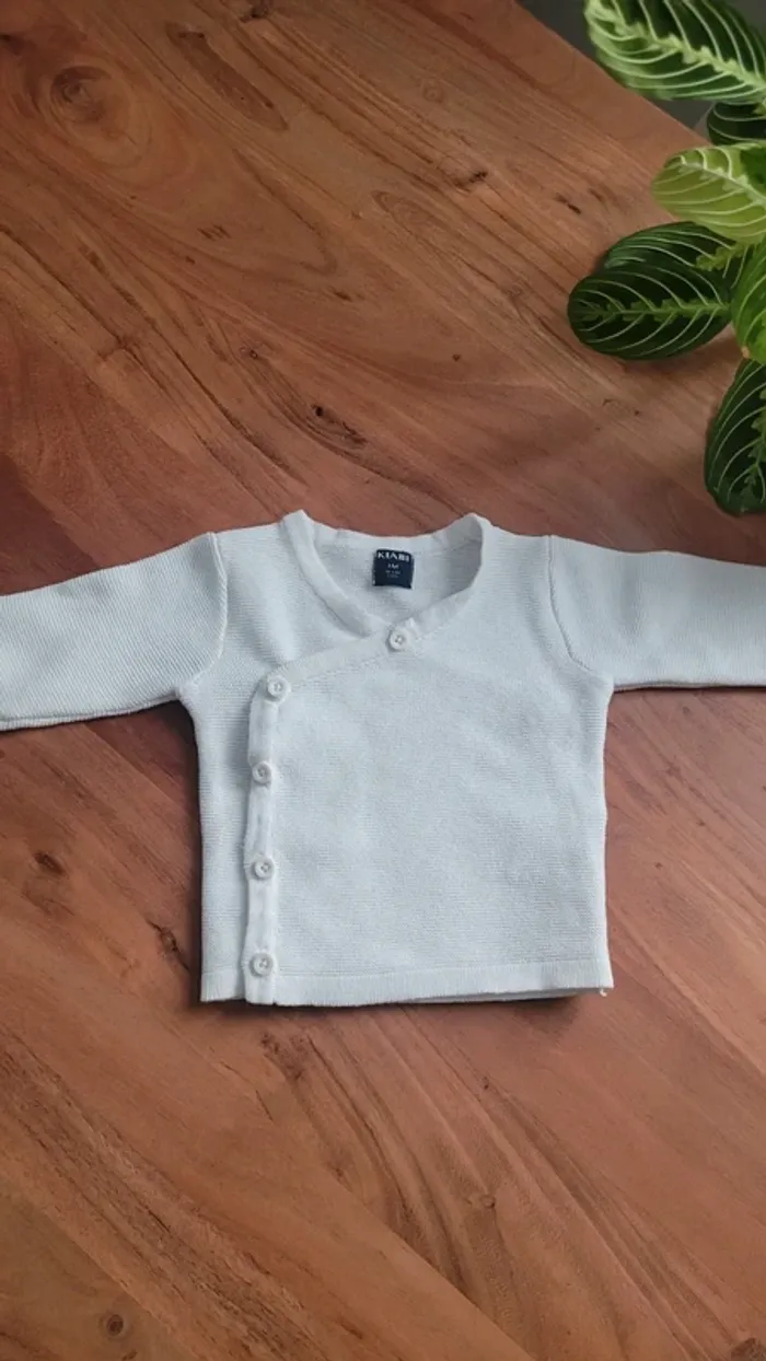 Gilet en coton 1 mois neuf - photo numéro 4