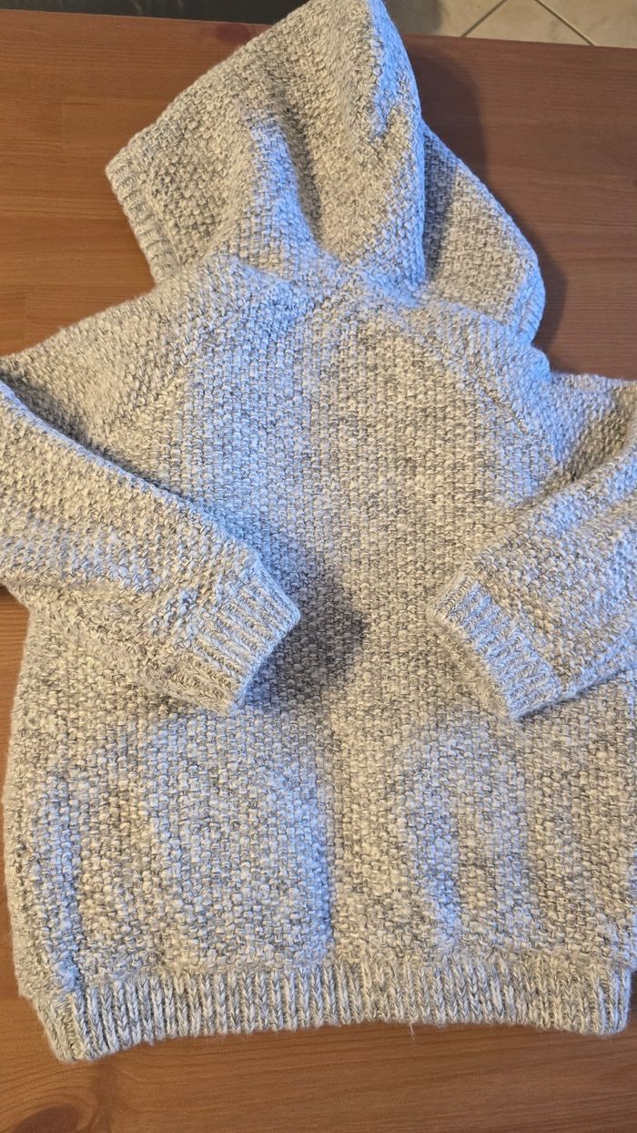 Neuf (non porté) gilet ou veste zippé(e)🏷😍🥰💙 tricot Intérieur sherpa 36mois garçon 🥰💙😍 - photo numéro 5