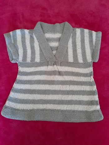 Pull fille fait main