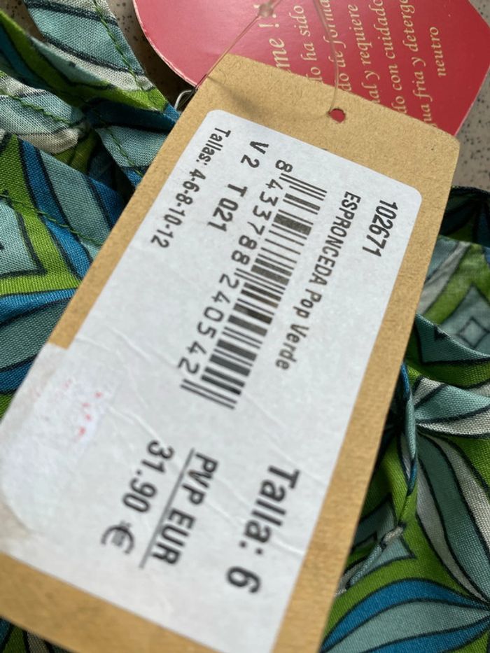 Short jupe de marque Vitivic taille 6 ans neuve - photo numéro 4