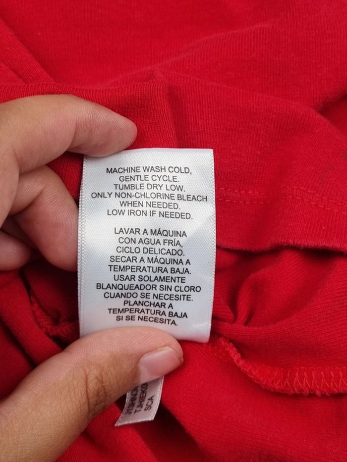 T-shirt Tommy Hilfiger rouge – Taille M Femme (mesures en photos) - photo numéro 10