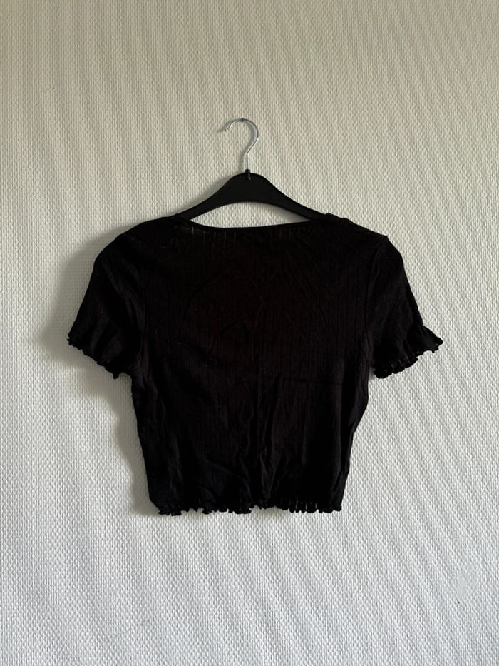 T shirt col v - photo numéro 3
