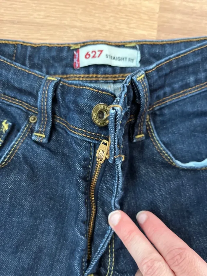 Jean femme Levi’s 627 straight fit 27 x 32 - photo numéro 3