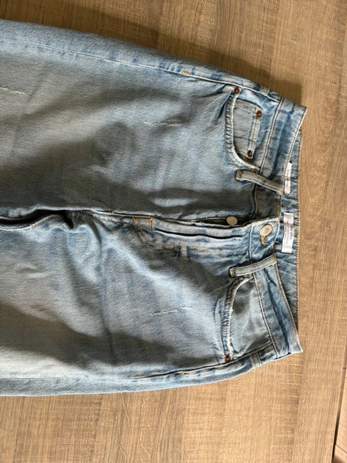 Jean bleu • Bershka • Taille 34 - photo numéro 2