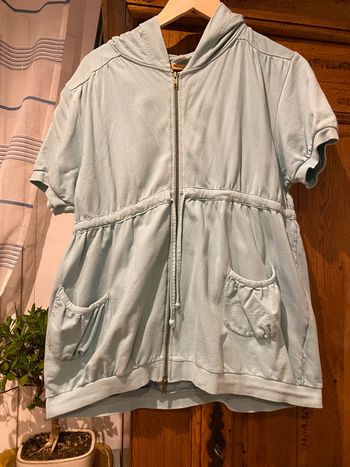 Veste manches courtes