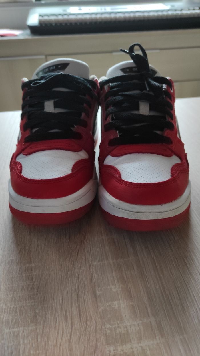 Baskets Puma Rouge, Blanc & Noir - Taille 40 - photo numéro 3