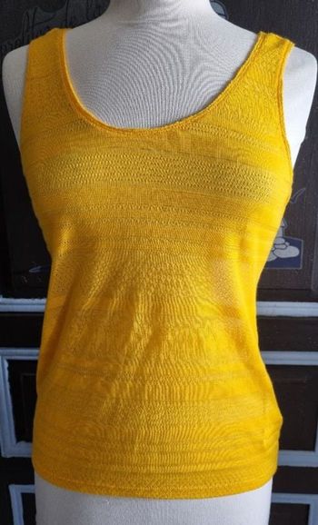 Débardeur jaune ajouré taille S