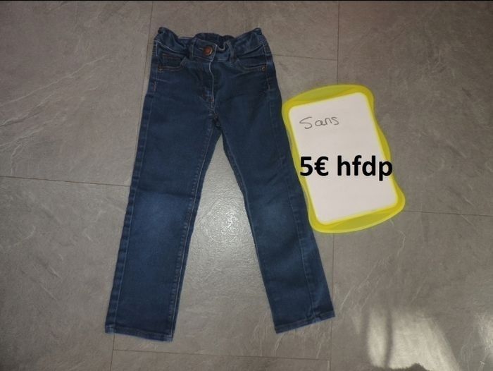 Jeans taille 5 ans