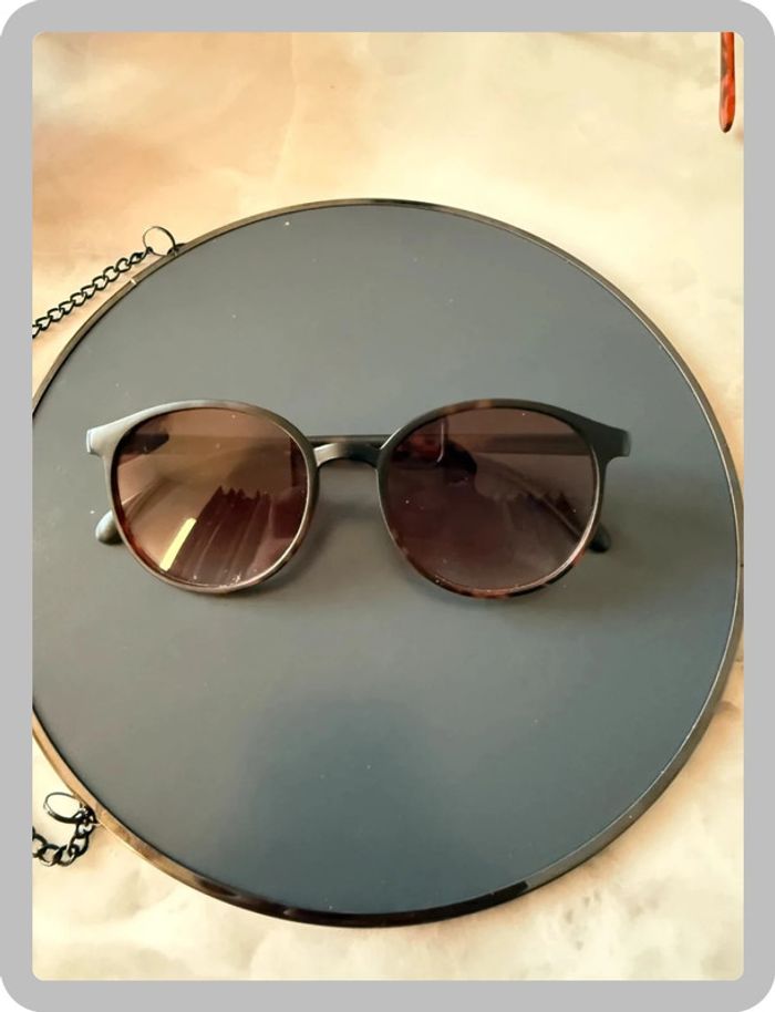 Lunette de soleil ronde léopard