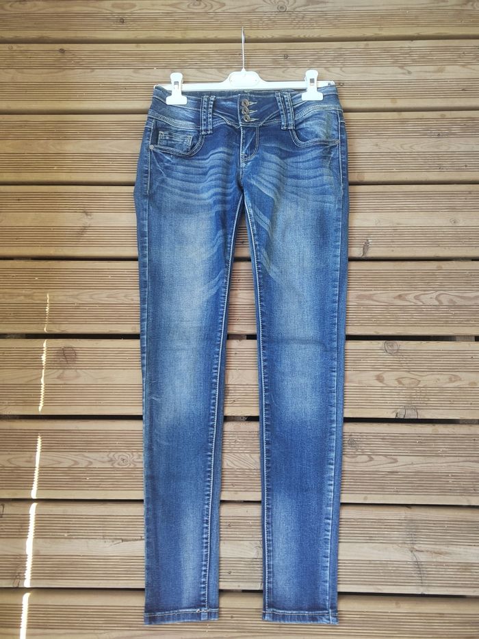Jean Femme Taille Basse Foncé – CC Fashion – Taille S/36 – Look Y2K Tendance