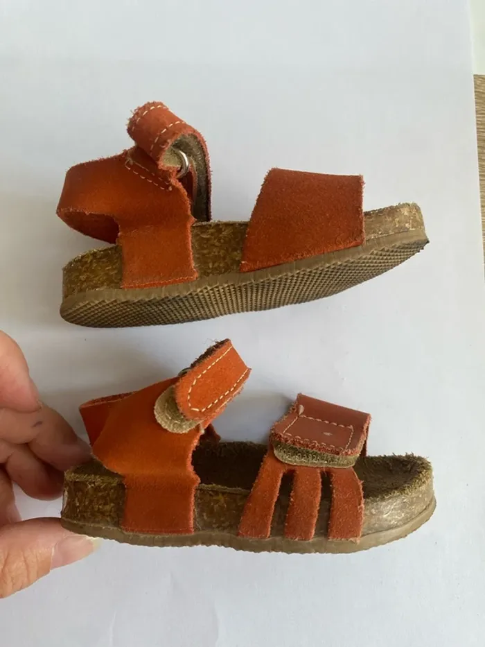 Sandale taille 19 - photo numéro 3