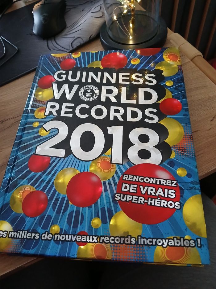 LIVRE GUINNESS WORLD RECORD 2018